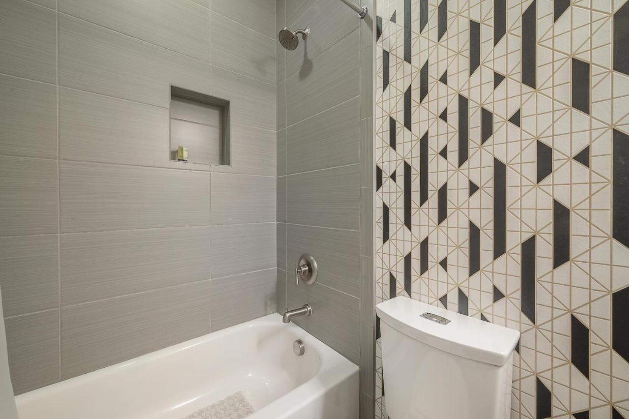 Heart Of Soho Minutes To Downtown And Stadium Unit 1 Тампа Екстериор снимка